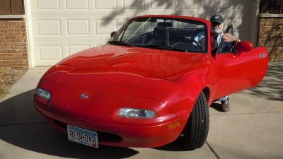 Jim with Miata.jpg