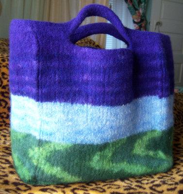 Felted tote for Ronald McDonald House3.JPG