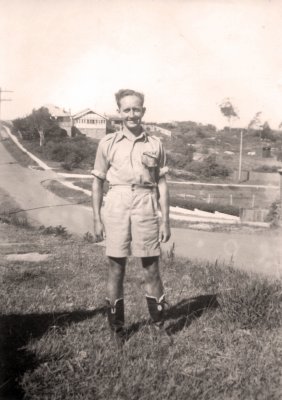 Eric Carnell WW2 RAAF Pilot's uniform at Putney in Sydney