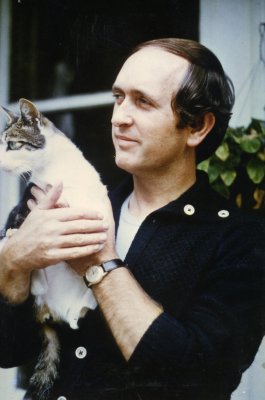 Russell Carnell with Lion circa 1978