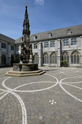 Statuary in Aachen Cathedral Courtyard