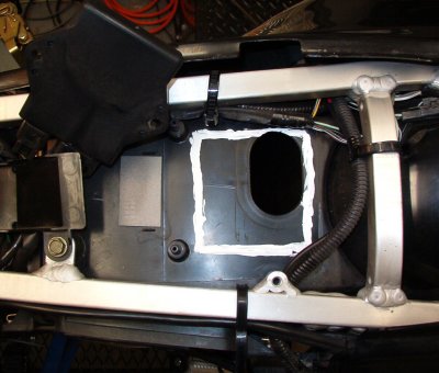 Outline for 3x3 cut for airbox top