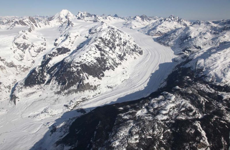 Scud Glacier, View N/NW <br> (AndreiScud042909--_095.jpg)