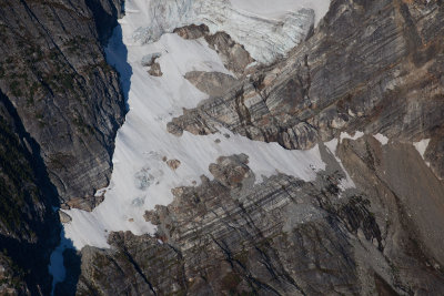Banded Rock, Borealis Glacier <br> (PrimusEldo_091912_004-1.jpg)