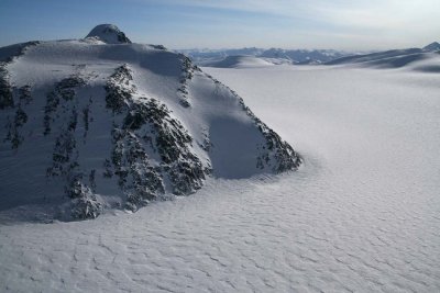 Mills & Lillooet Icefield, View SE  (Lillooet011508-_0336.jpg)