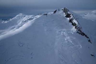 Pk 9490, E Glacier  (Lillooet011508-_1161.jpg)