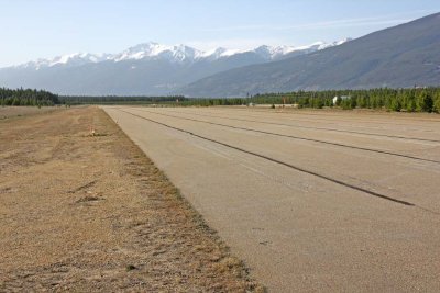 Valemount Runway, Looking N  (Valemount051608-_15.jpg)