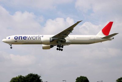 JAL'sOne World colour is applied to 777-300 JA-732J