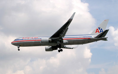 Winglet equiped AA 767-300 moments from touching down at LHR 27R