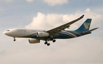 Oman Air's new A-330-200 approaching LHR 27L