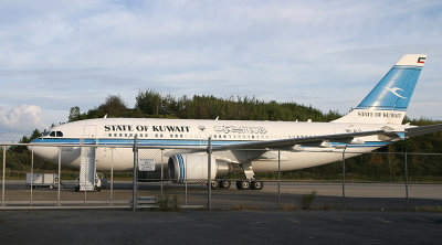 Waiting quietly at SWF during the UN General Assembly meeting, A-310-300 of the Kuwaiti Government