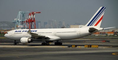 Air France A-330 arriving in EWR