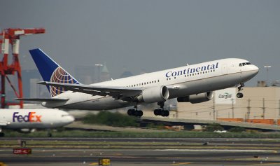 Continental 767-200 lifting off from EWR 22R