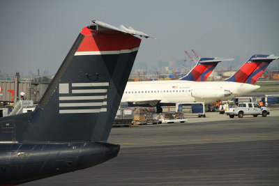 US Airways and Delta tails in EWR