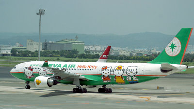 BR A-330 in Hello Kitty special livery
