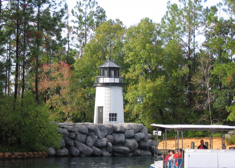 I found a lighthouse (sort of!)  This fake one was on the Jaws boat ride.