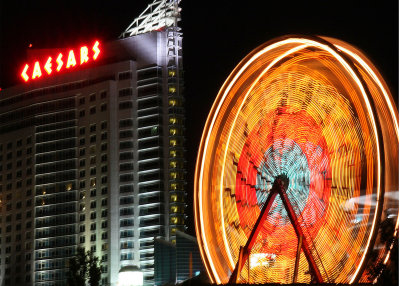 While Howard checked out Caesars, I tried my hand at artsy pix - hard without a tripod, but this one turned out pretty well!