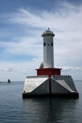 Round Island Passage Light