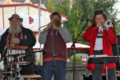 The blazing horn section. I needed some heat on this strangely-cold-for October day!