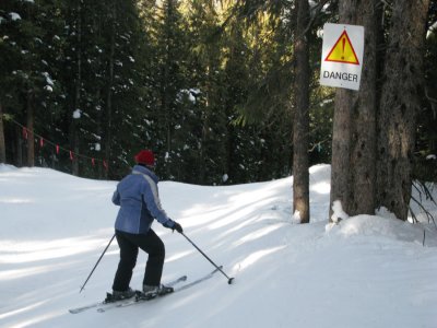Danger warning, just before a narrow chute