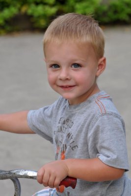 Camden on Vacation at Grandma & Grandpa's 06-15-2009