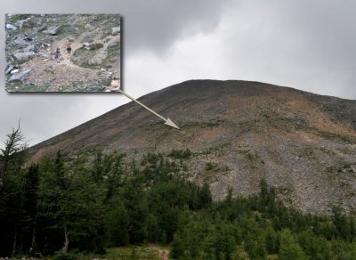 Hikers on the upper part of the Fairview Mountain trail (viewed from the Saddleback)