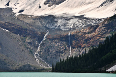 Glacier and waterfalls at the head of Chephren Lake