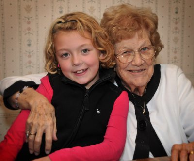 Ellie and her Great Grandma Betty (Betty's 86th Birthday)