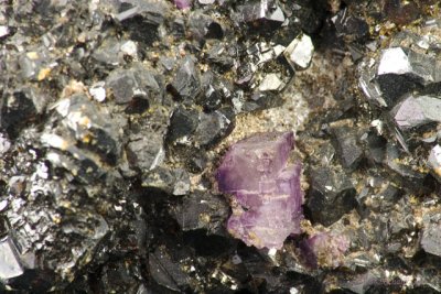 CRW_9105-Sphalerite_Fluorit.jpg