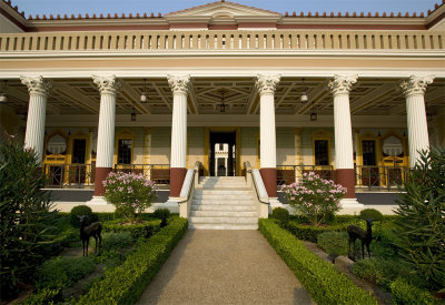8185gettyvilla.jpg