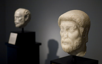 8242gettyvilla.jpg