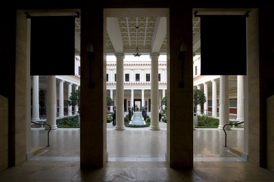 8281gettyvilla.jpg