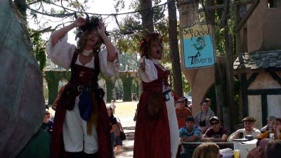 The lovliest pair of..........SINGING WENCHES!