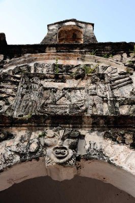 Porta de Santiago (A Famosa)