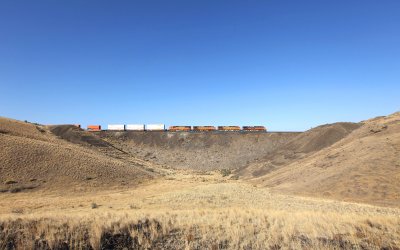 Descending towards the horsehoe at Trinidad.