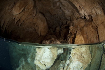 Chandilier Cave