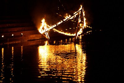 Derwent Fireshow