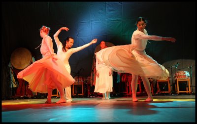 Rong Tao and Dancers (China/UK)