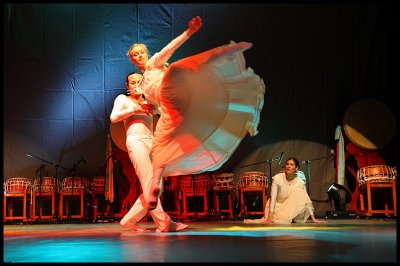 Rong Tao and Dancers (China/UK)