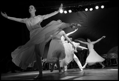 Rong Tao and Dancers (China/UK)