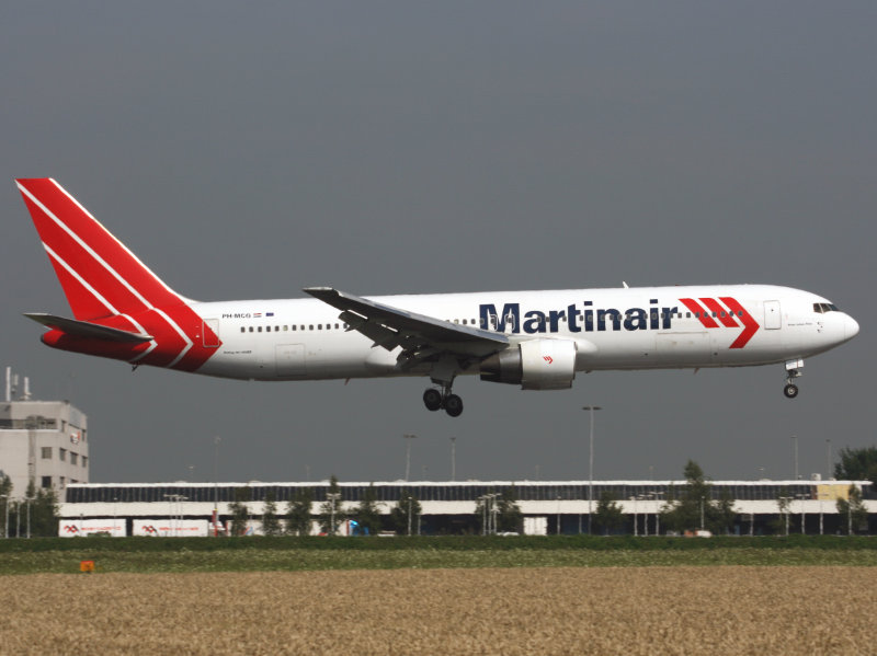 B767-300 PH-MCG