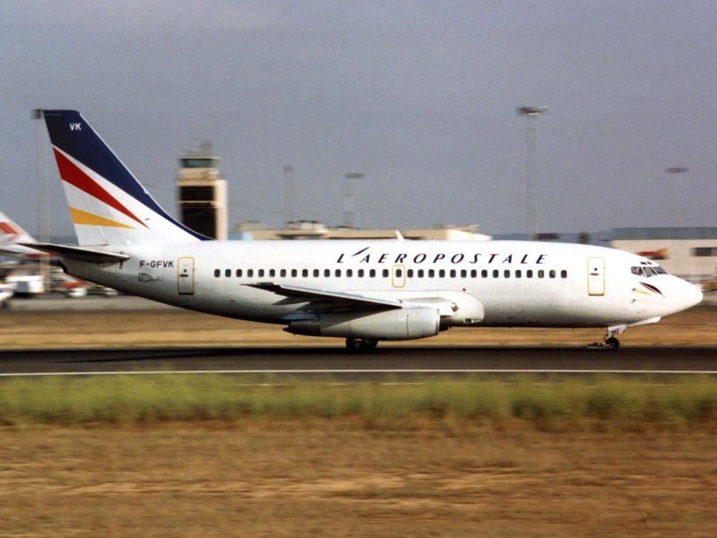 B737-200   F-GFVK