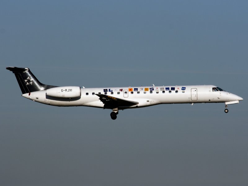 EMB145 G-RJXI