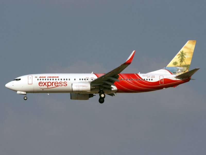 B737-800 VT-AXX
