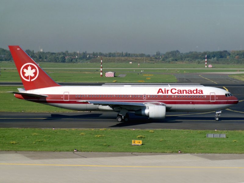 B767-200  C-FBEM
