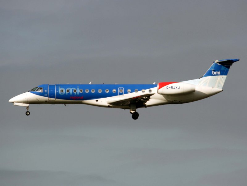 Emb-135 G-RJXJ