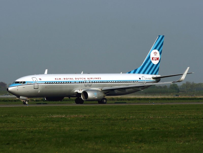 B737-800 PH-BXA