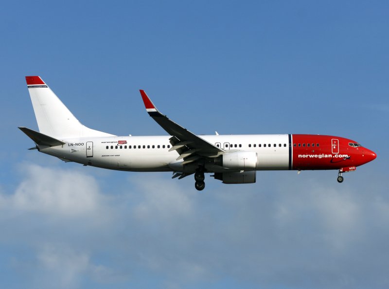 B737-800  LN-NOO