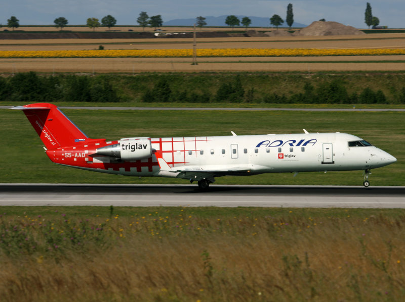 CRJ-600 S5-AAD