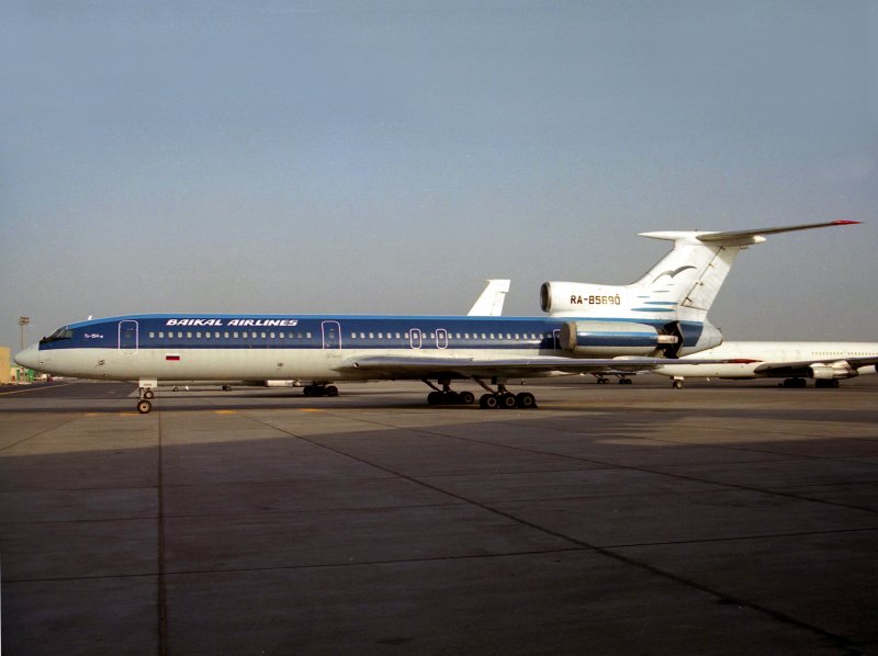 TU154M RA-85690 